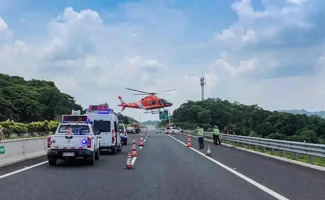 海南藏族自治州高速公路汽车救援案例